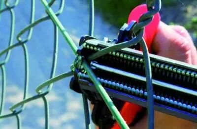 Outils pour clture pince  grillage avec chargeur Top Graf 20/22