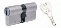 Cylindre de porte et serrure KESO 8000 &#937,²