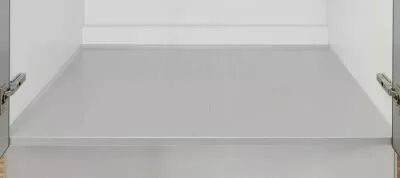 Protection de fond de meuble plate en thermoplastique