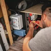 Jeu d'outils &eacute;lectricien mixte VDE 13 pi&egrave;ces avec trousse