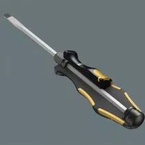 Kraftform&reg; Plus S&eacute;rie 900 : Le Tournevis Burin Wera pour vis &agrave; fente