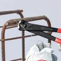 Tenaille russe &agrave; forte d&eacute;multiplication gain&eacute;e