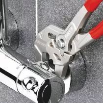 Pince - cl&eacute; universelle gain&eacute;e PVC