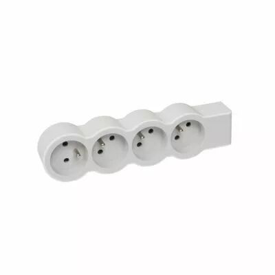 Multiprise standard 4 prises 2P+T
