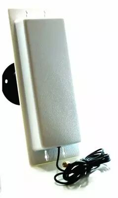 Antenne directionnelle longue porte