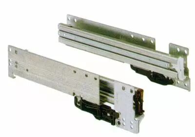 Rail de coulissage pour porte coulissante pliante WingLine 770/780 HETTICH