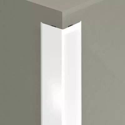 Corni�re m�tallique de protection d\'angle